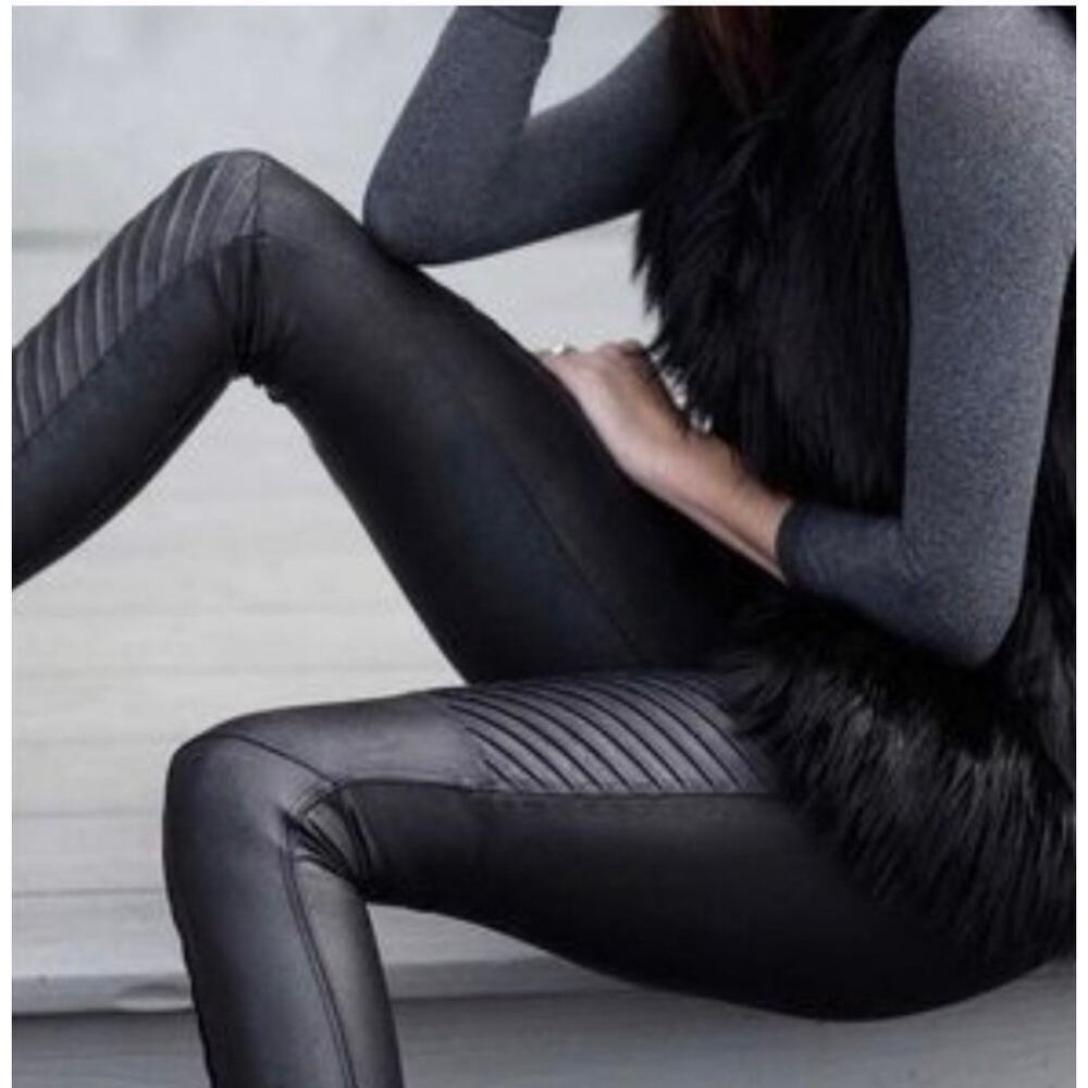 SPANX Women's Faux-Leather Moto Tummy Control Leggings Black Size M *EUC
